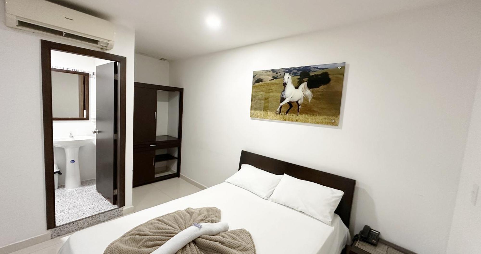 Hotel Big New York Carepa Room photo