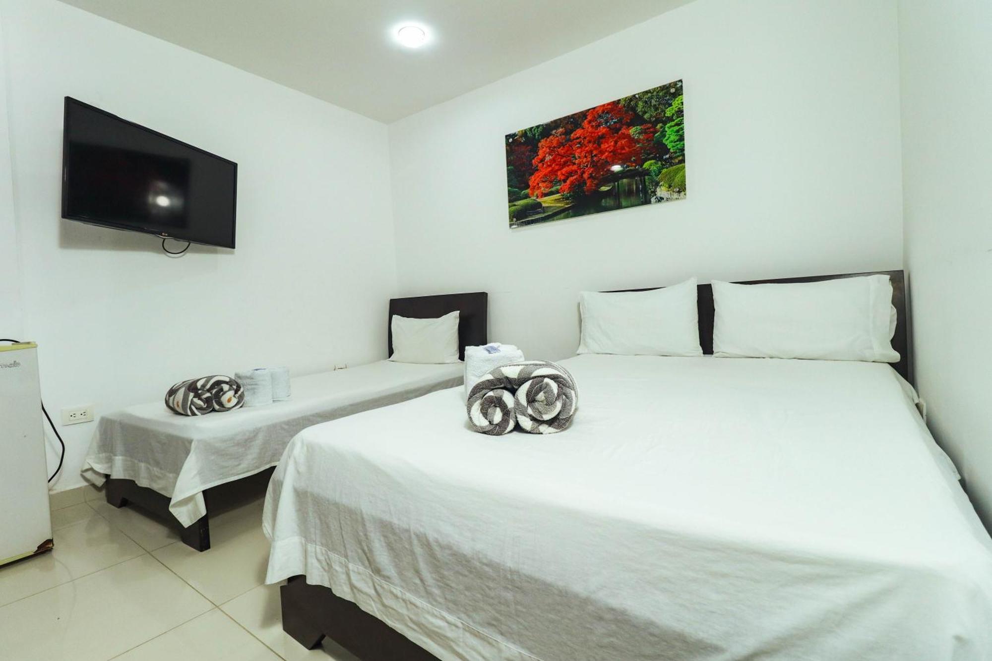 Hotel Big New York Carepa Room photo